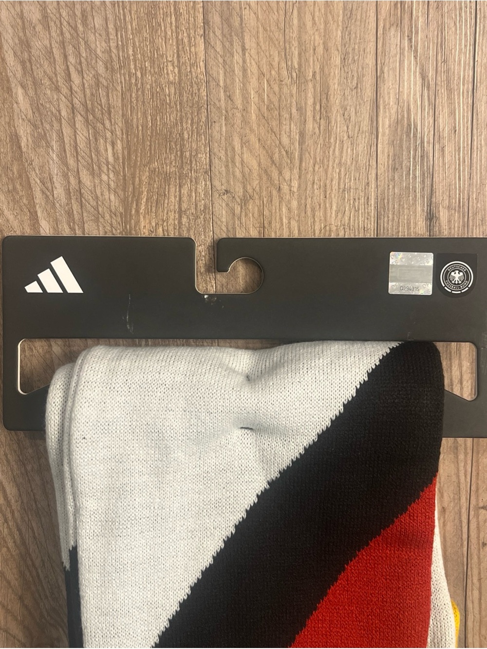 NWT Adidas Germany National World Cup Team 2026 Scarf KC6688 - Picture 3 of 6